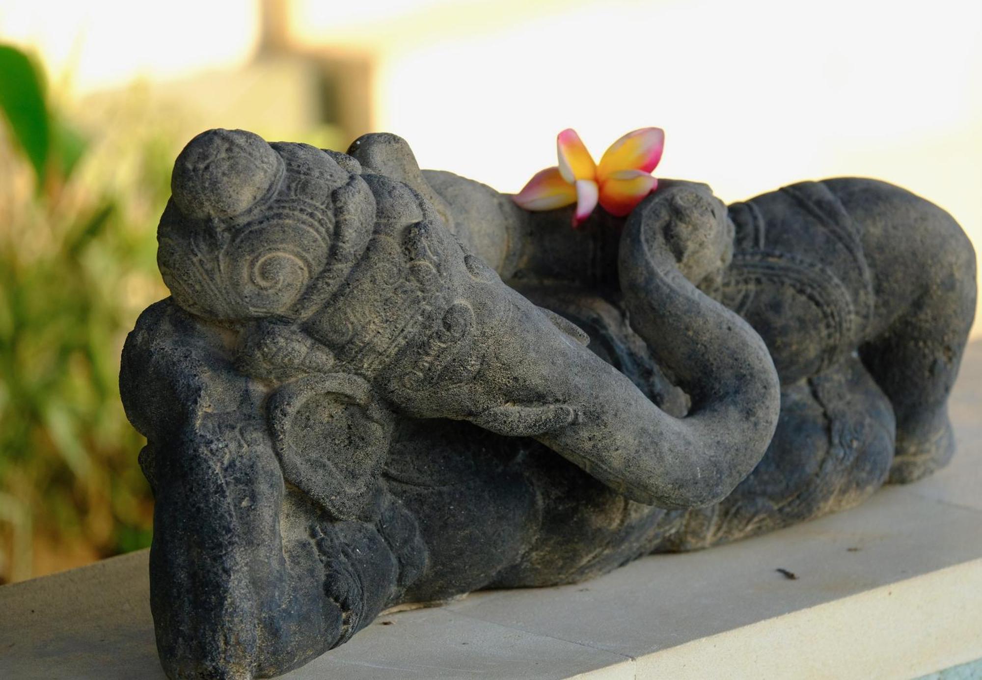 Villa Kaniksa Candi Dasa  Ngoại thất bức ảnh